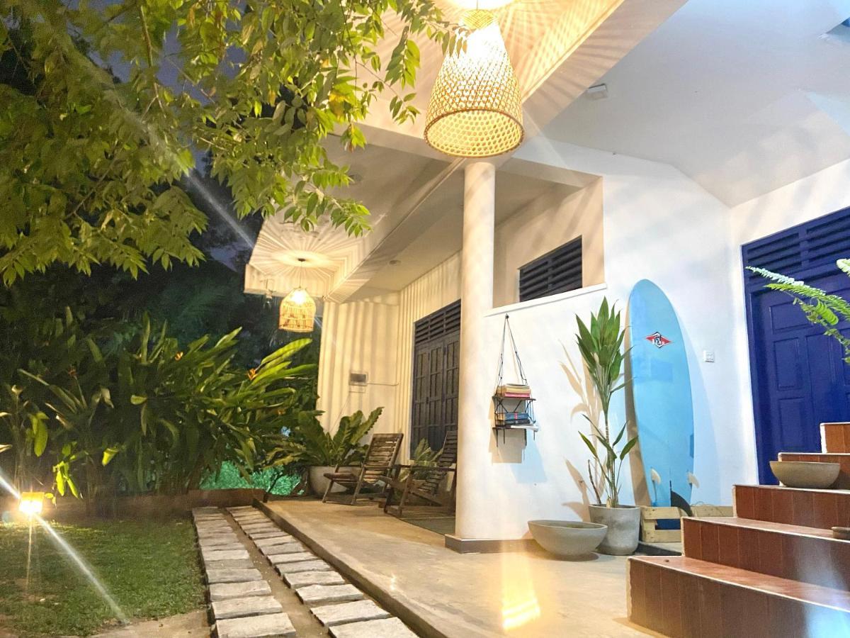 Babylon Mirissa Albergue Exterior foto